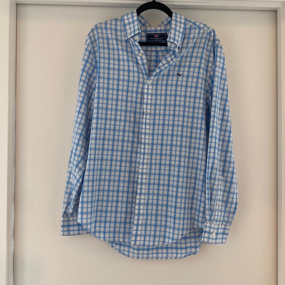 Vineyard vines light weight button down